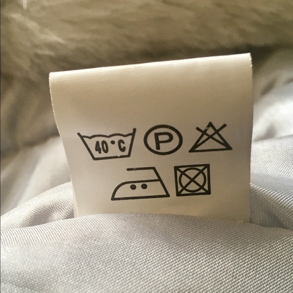 Arctic Fox Trim Parka - Picture 12 of 16